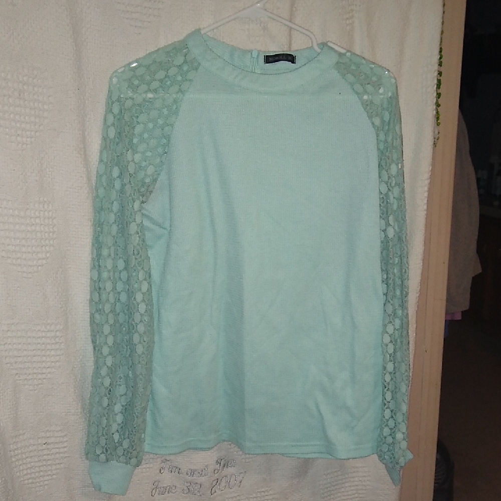 Mint Green Lace Sleeve Top